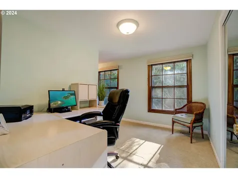 9496 Sw Shady Place Portland OR 97223