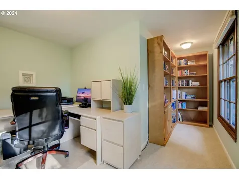 9496 Sw Shady Place Portland OR 97223