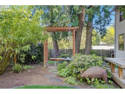9496 Sw Shady Place Portland OR 97223