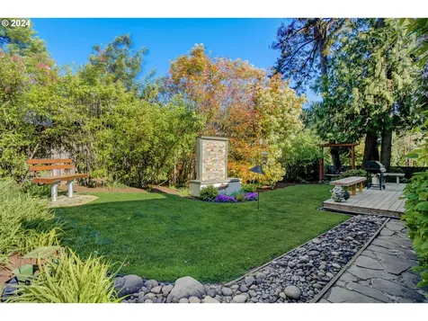 9496 Sw Shady Place Portland OR 97223