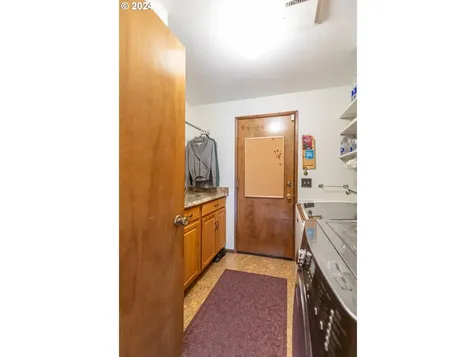 85 Marlboro Lane Eugene OR 97405