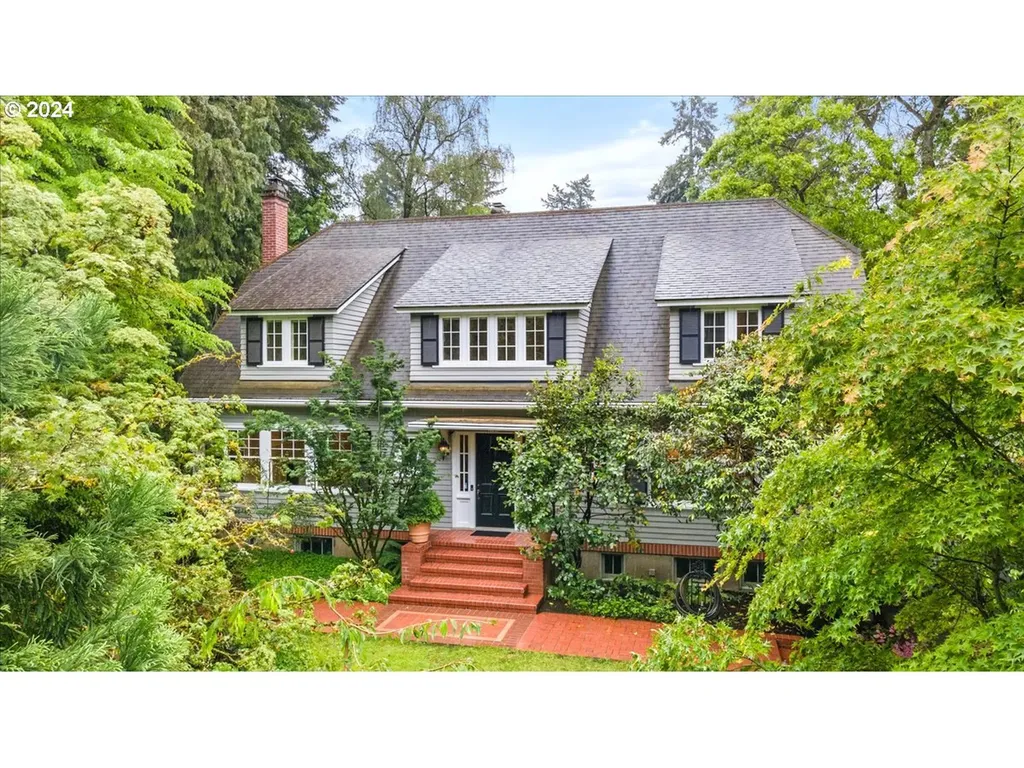 2766 Sw Upper Drive Portland OR 97201