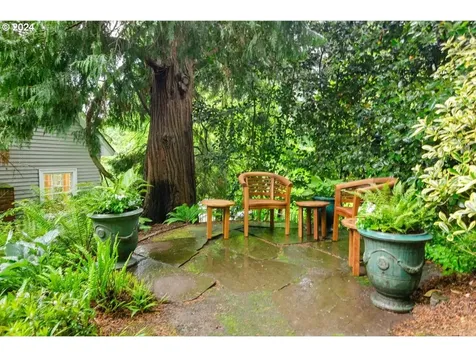 2766 Sw Upper Drive Portland OR 97201