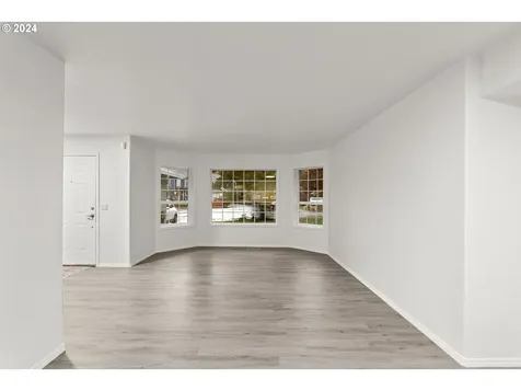 5406 SW Dominie Court Beaverton OR 97078
