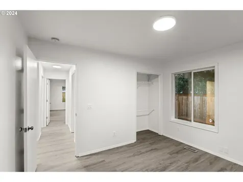 5406 SW Dominie Court Beaverton OR 97078