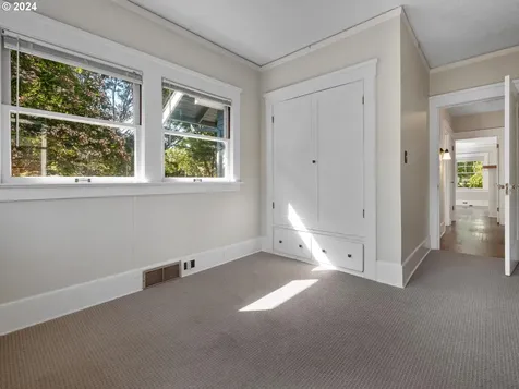 4104 N Longview Avenue Portland OR 97217