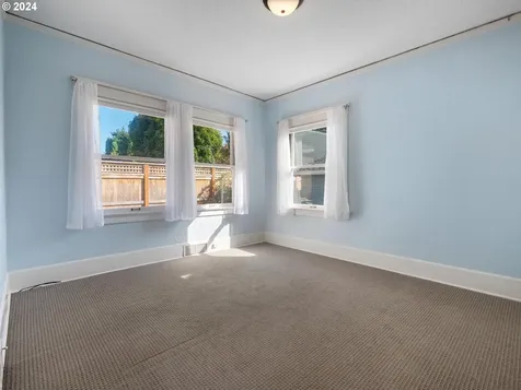 4104 N Longview Avenue Portland OR 97217