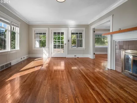 4104 N Longview Avenue Portland OR 97217