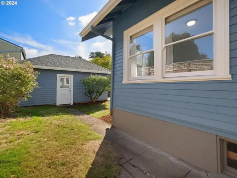4104 N Longview Avenue Portland OR 97217