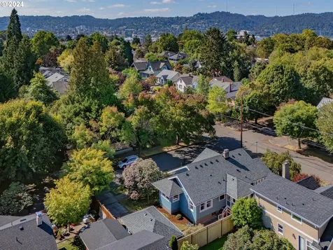 4104 N Longview Avenue Portland OR 97217