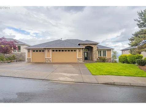 2866 W 2nd Street Washougal WA 98671