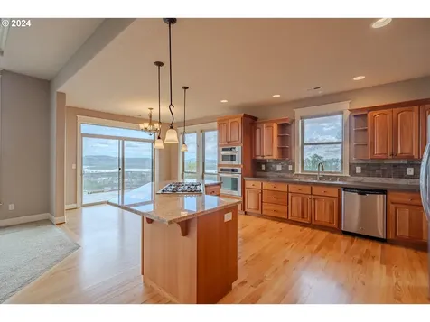 2866 W 2nd Street Washougal WA 98671