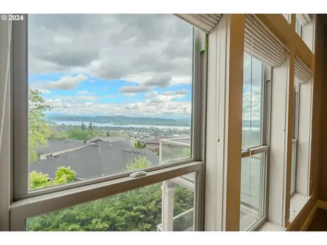 2866 W 2nd Street Washougal WA 98671