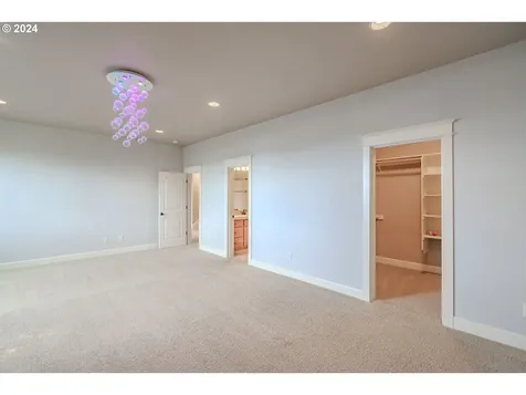 2866 W 2nd Street Washougal WA 98671