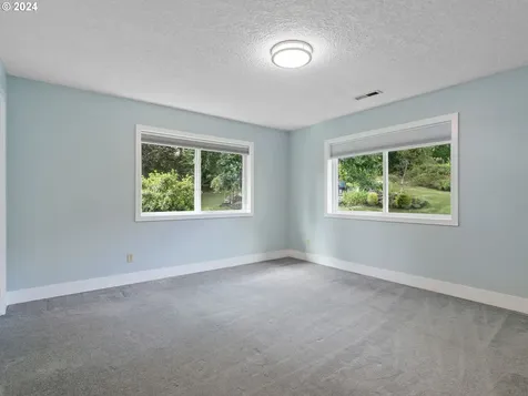 12522 Se 127th Court Happy Valley OR 97086
