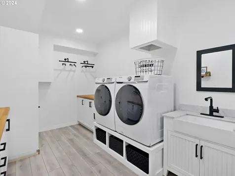 12522 Se 127th Court Happy Valley OR 97086