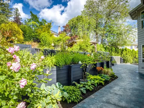 12522 Se 127th Court Happy Valley OR 97086