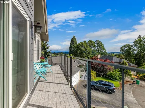 12522 Se 127th Court Happy Valley OR 97086