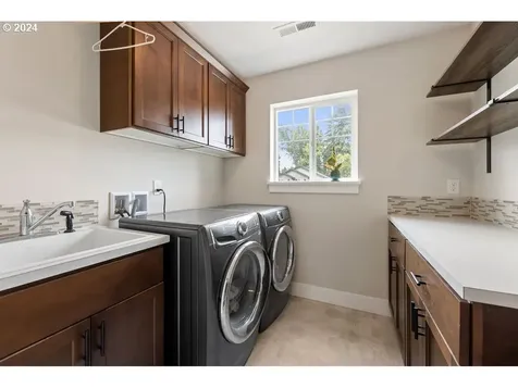 2213 Ne Brendan Circle Vancouver WA 98663