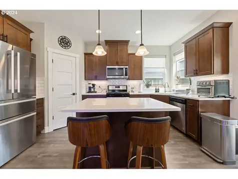 2213 Ne Brendan Circle Vancouver WA 98663