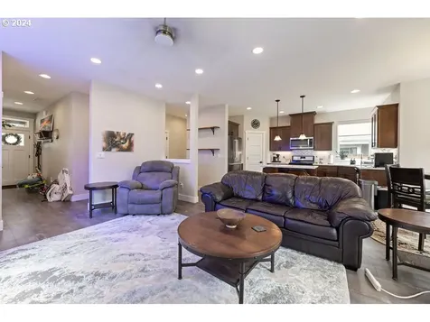 2213 Ne Brendan Circle Vancouver WA 98663