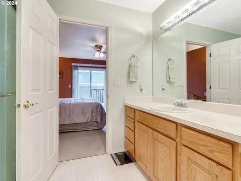 13204 Ne 46th Street Vancouver WA 98682