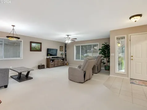13204 Ne 46th Street Vancouver WA 98682