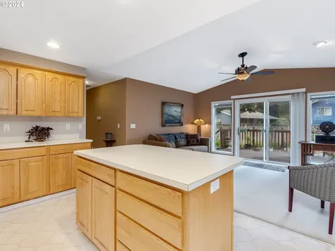 13204 Ne 46th Street Vancouver WA 98682