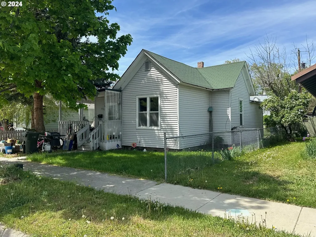 2325 7th Street Baker City OR 97814