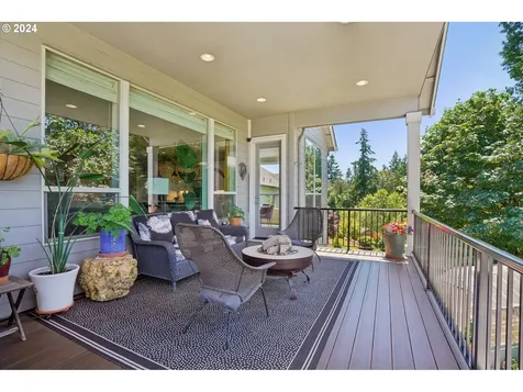 729 N 12th Court Ridgefield WA 98642