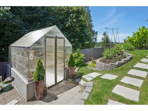 729 N 12th Court Ridgefield WA 98642