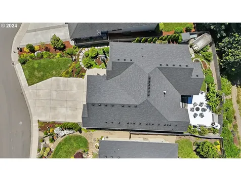 729 N 12th Court Ridgefield WA 98642