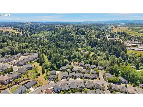 729 N 12th Court Ridgefield WA 98642