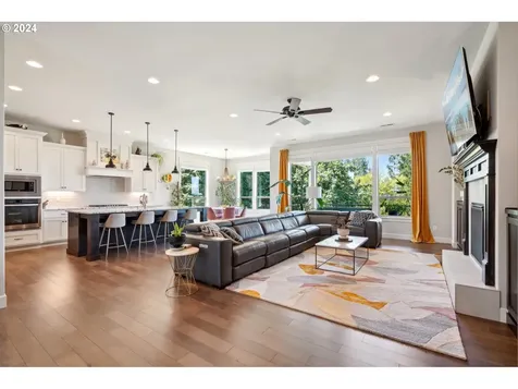 729 N 12th Court Ridgefield WA 98642