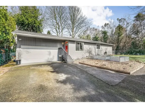10523 Ne Brazee Street Portland OR 97220