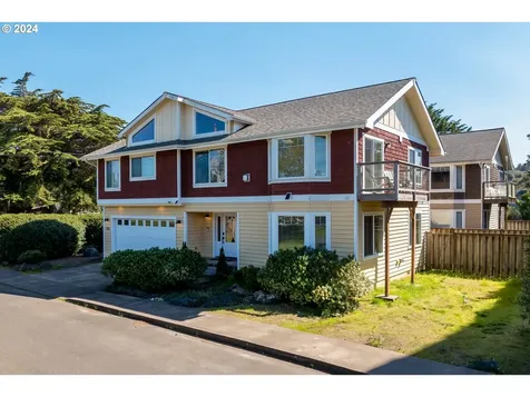 205 Nw Fayette Street Waldport OR 97394