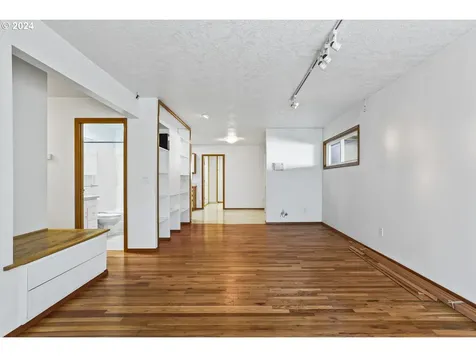 10730 Se Boise Street Portland OR 97266