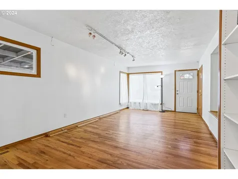 10730 Se Boise Street Portland OR 97266