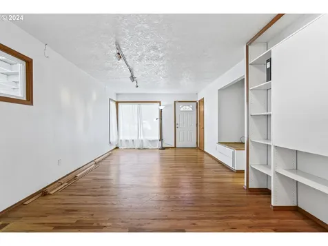 10730 Se Boise Street Portland OR 97266