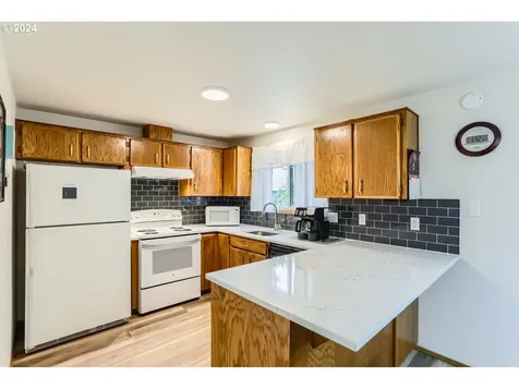 4559 Sw 164th Place Beaverton OR 97078