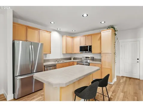 9641 Sw Lodestone Drive Beaverton OR 97007