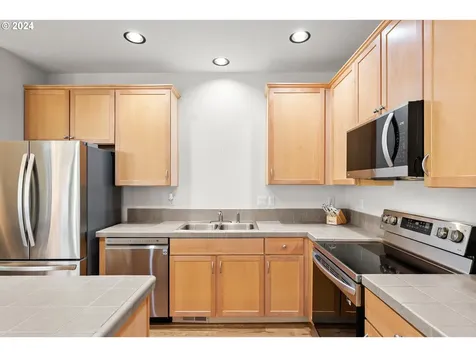 9641 Sw Lodestone Drive Beaverton OR 97007