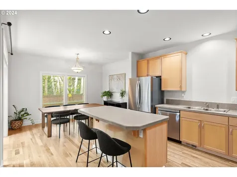 9641 Sw Lodestone Drive Beaverton OR 97007