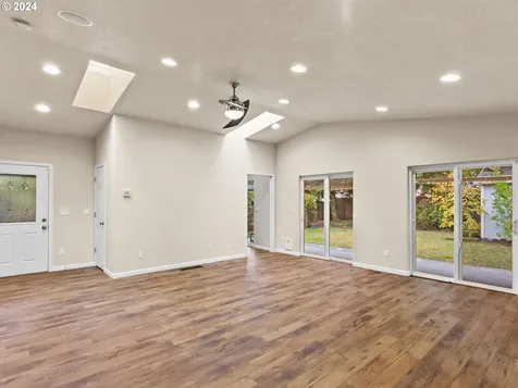 2525 Strasburg Drive Forest Grove OR 97116
