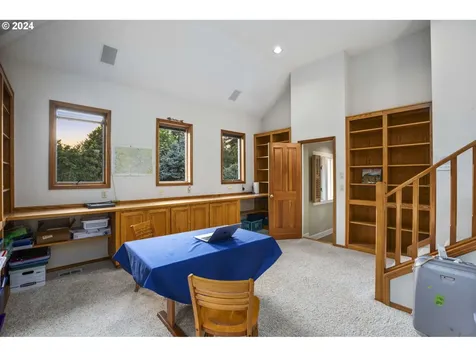 6189 SW Delker Road Tualatin OR 97062