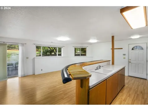 6189 SW Delker Road Tualatin OR 97062