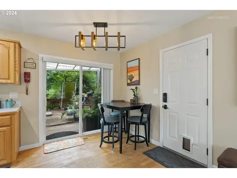 619 Brighton Avenue Oregon City OR 97045