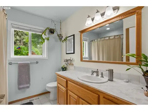 619 Brighton Avenue Oregon City OR 97045
