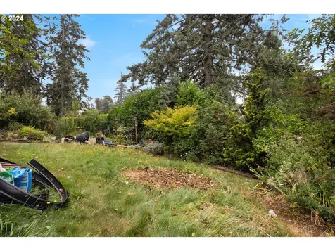 619 Brighton Avenue Oregon City OR 97045