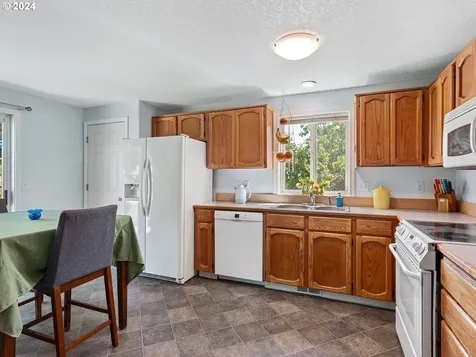 6909 Ne 102nd Avenue Vancouver WA 98662